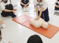 エアラインコース1年生　救命救急の講座を開催致しました。