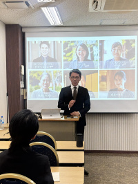 就職キックオフ 〜学内企業説明会〜