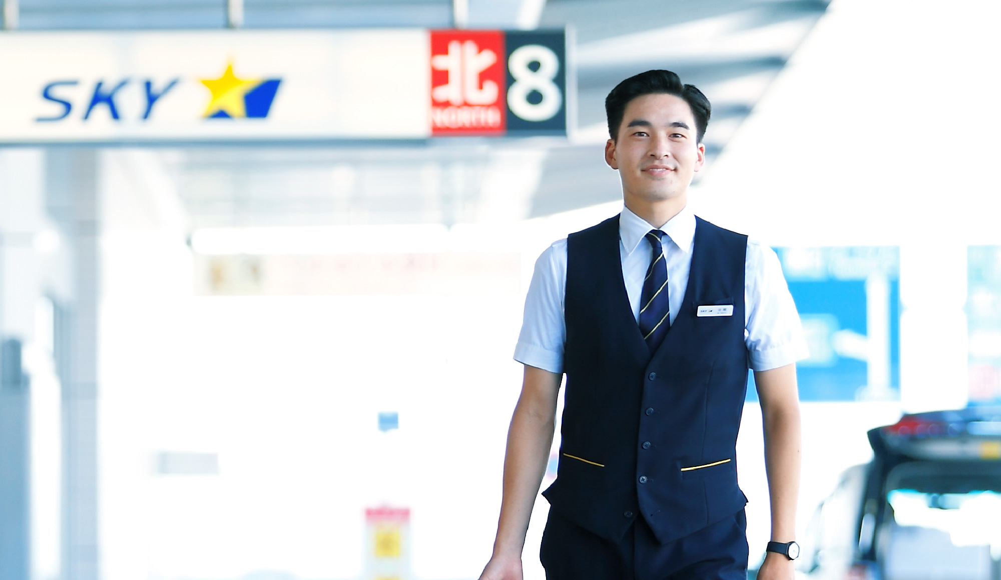 エアライン業界のリアル 男性CA