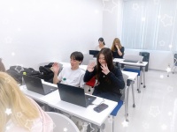 韓国の亞洲大学の学生たちとオンライン交流会を行いました!!