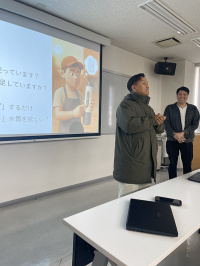 【留学生】マーケティング学内発表会を行いました